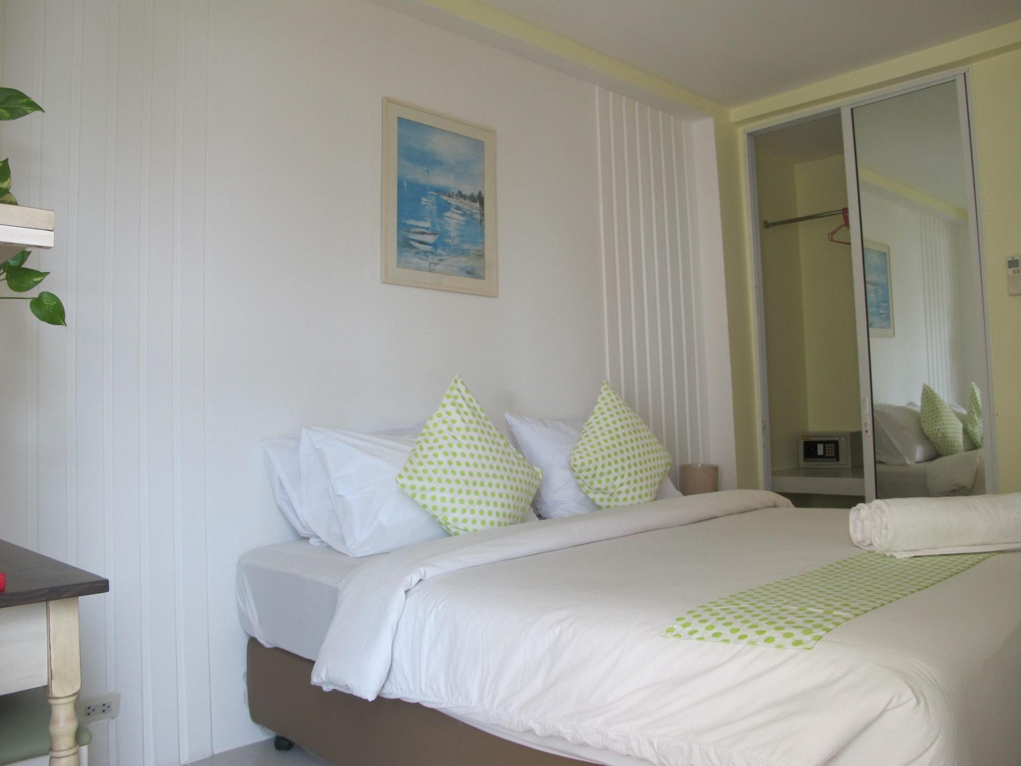 Pius Place Pattaya Εξωτερικό φωτογραφία