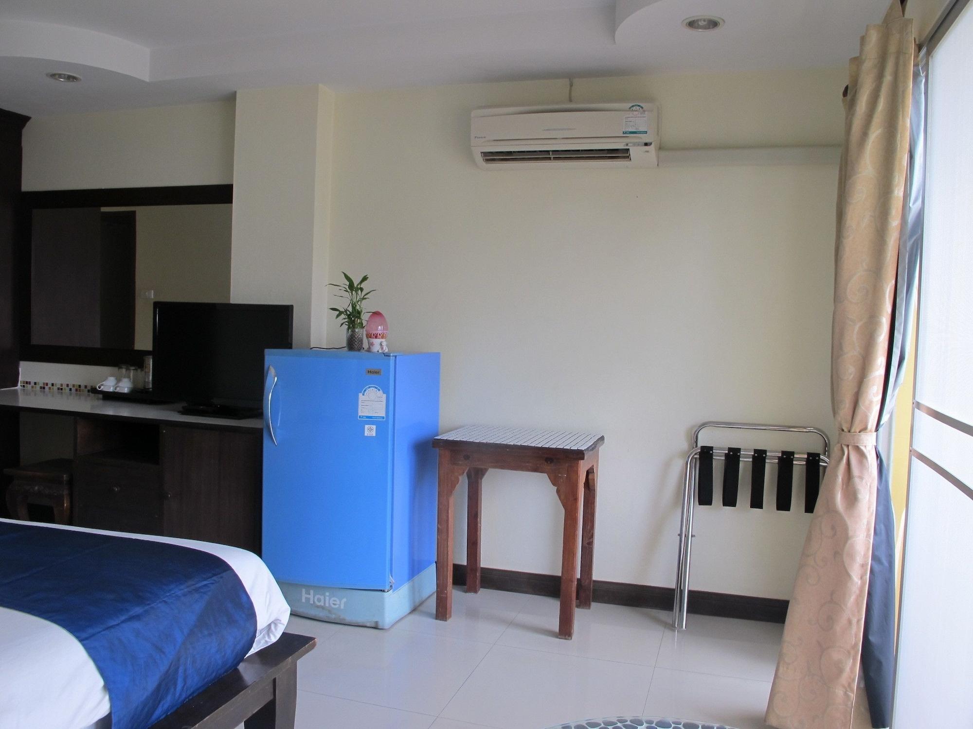 Pius Place Pattaya Εξωτερικό φωτογραφία